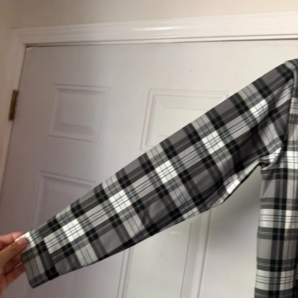 DIXXON grey white boys youth plaid long sleeve button up‎ shirt